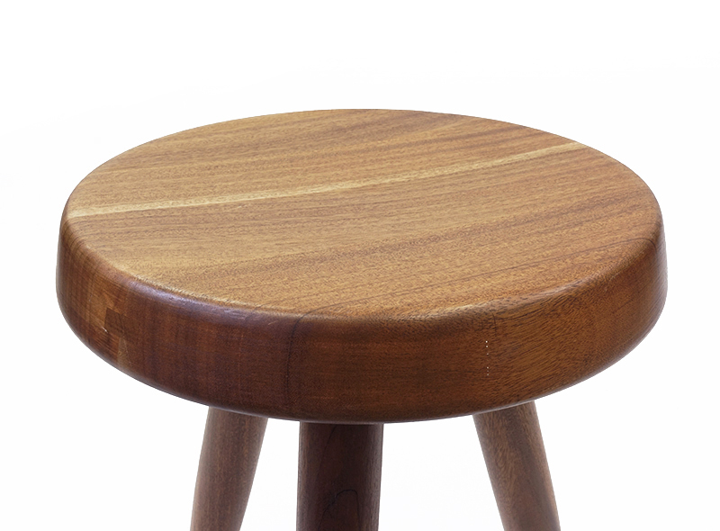 Charlotte Perriand Berger High Stool | SOUP clozzet Charlotte Perriand Berger High Stool | SOUP clozzet