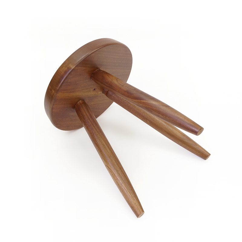 Charlotte Perriand Berger High Stool | SOUP clozzet Charlotte Perriand Berger High Stool | SOUP clozzet