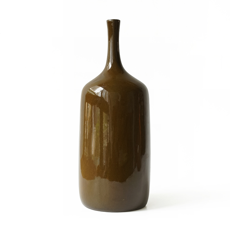 Jacques & Dani Ruelland Pot (Brown)